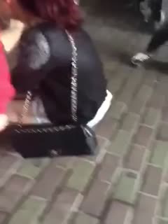 美女街头被扒光衣服 — 2022