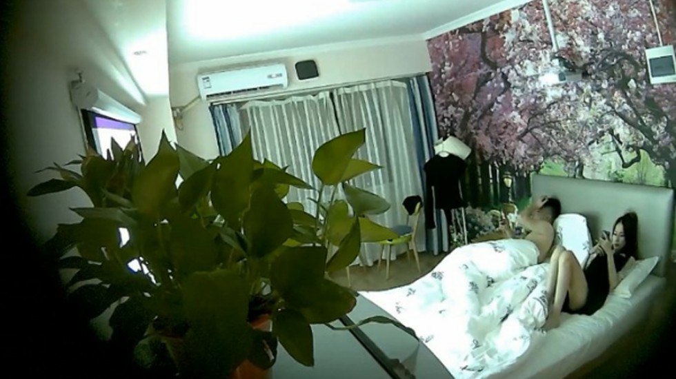 真实酒店偷拍高质量情侣造爱,又拍到这位知性大美女了,身材杠杠的面容姣好 — 2023